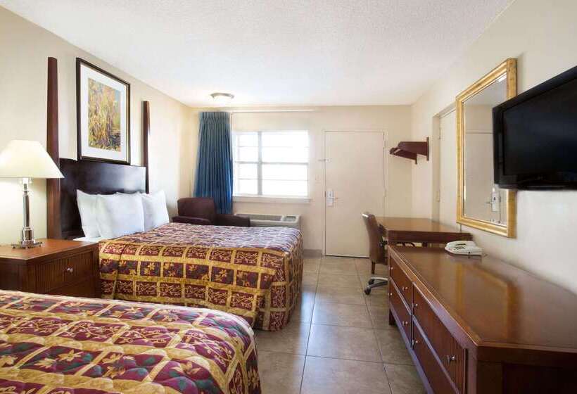 ホテル Knights Inn Orlando