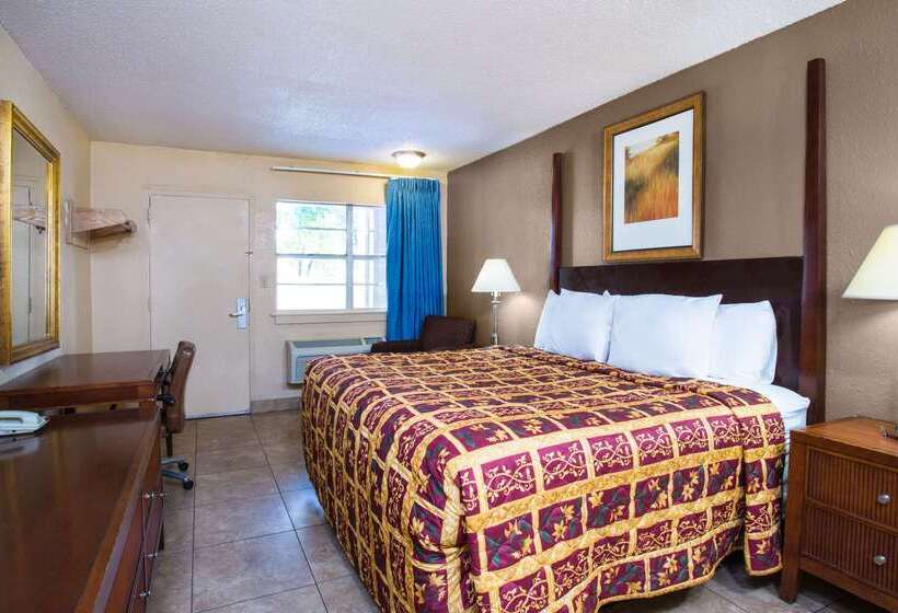 ホテル Knights Inn Orlando