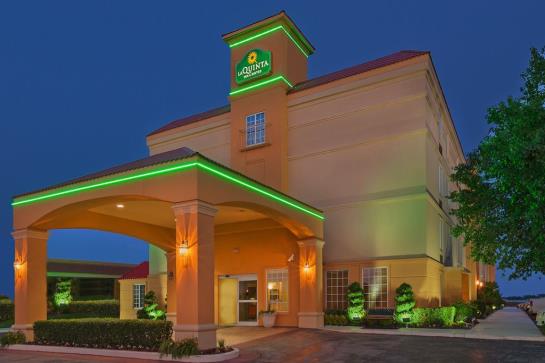 فندق La Quinta Inn & Suites Tulsa Central