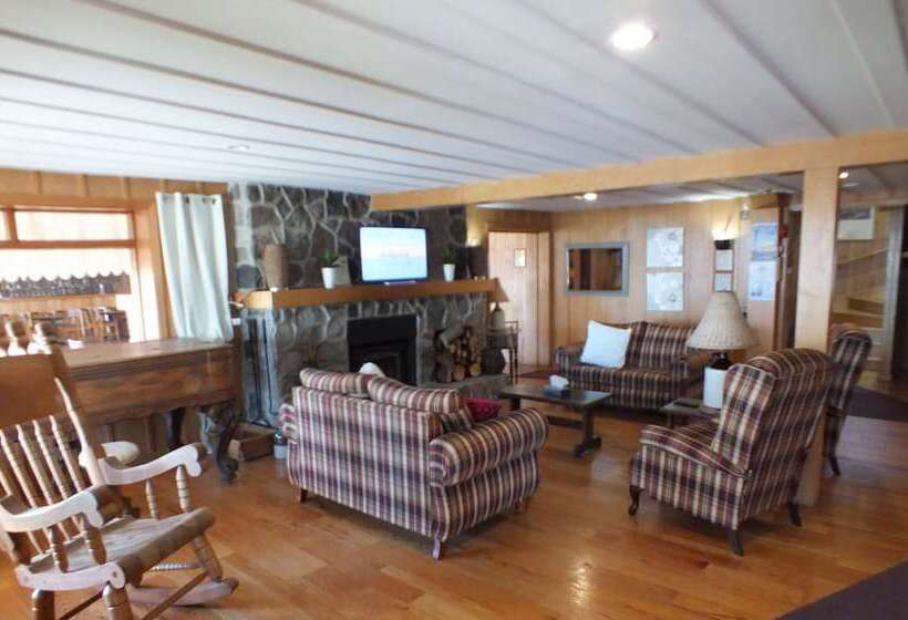 酒店 La Roche Pleureuse