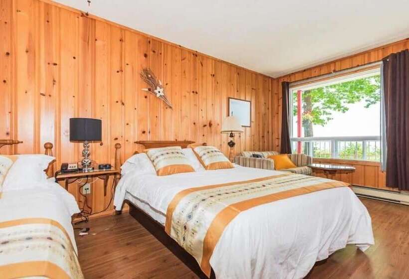 酒店 La Roche Pleureuse