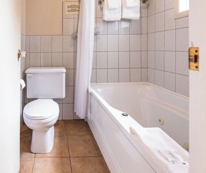 酒店 La Roche Pleureuse