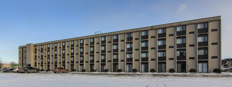 فندق La Saguenéenne   Hôtel Et Centre De Congrès