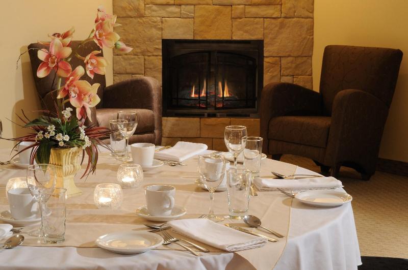 فندق La Saguenéenne   Hôtel Et Centre De Congrès