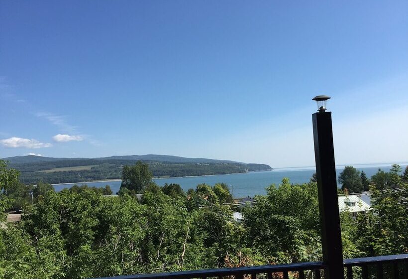 فندق Le Manoir Charlevoix