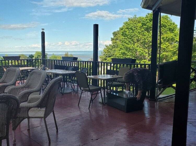 فندق Le Manoir Charlevoix