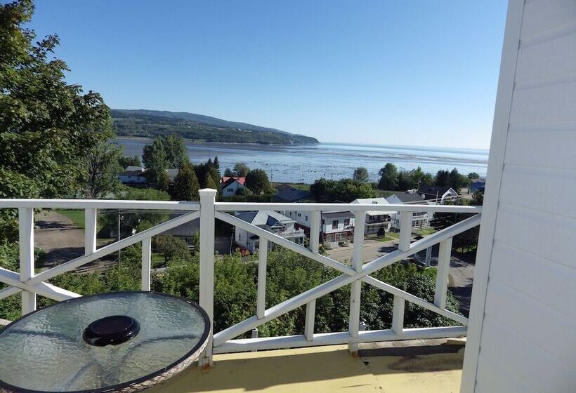 فندق Le Manoir Charlevoix