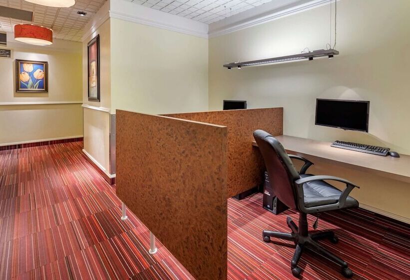 Le Noranda Hotel & Spa, Ascend Hotel Collection