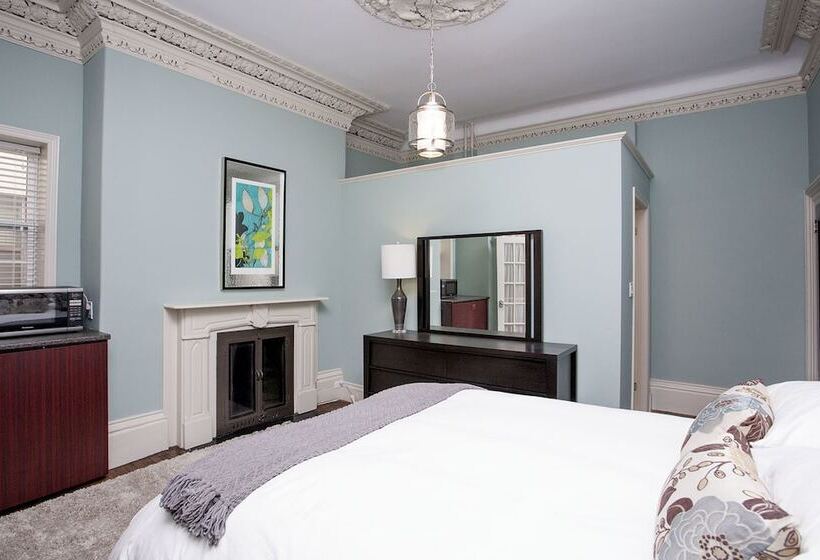 ホテル Mary Queen Of Scots Inn