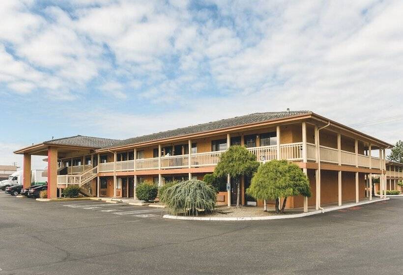 בית מלון כפרי Niwas Inn