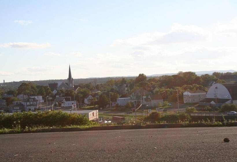 בית מלון כפרי North