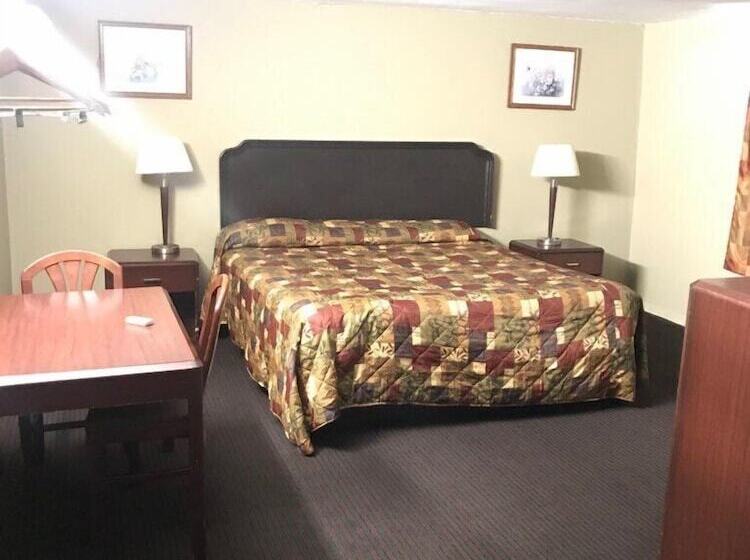 هتل Pennswoods Inn