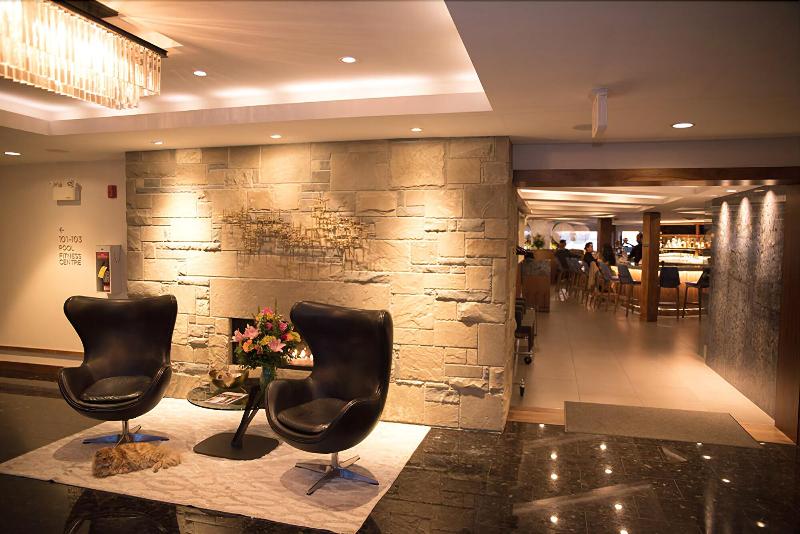 בית מלון כפרי Qualicum Beach Inn