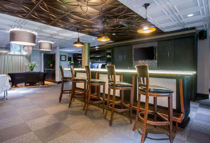 Отель Independent Hôtel St Jean Sur Richelieu