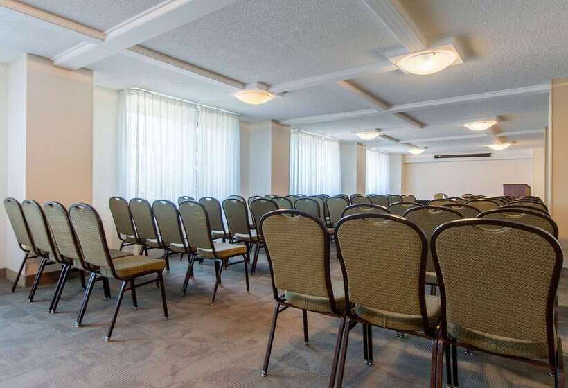 Отель Independent Hôtel St Jean Sur Richelieu