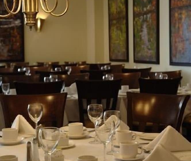 Отель Independent Hôtel St Jean Sur Richelieu