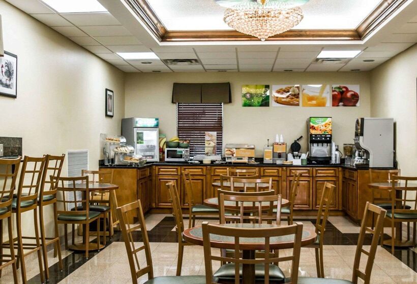 فندق Quality Inn Airport  Cruise Port