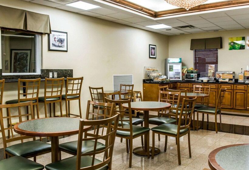 فندق Quality Inn Airport  Cruise Port