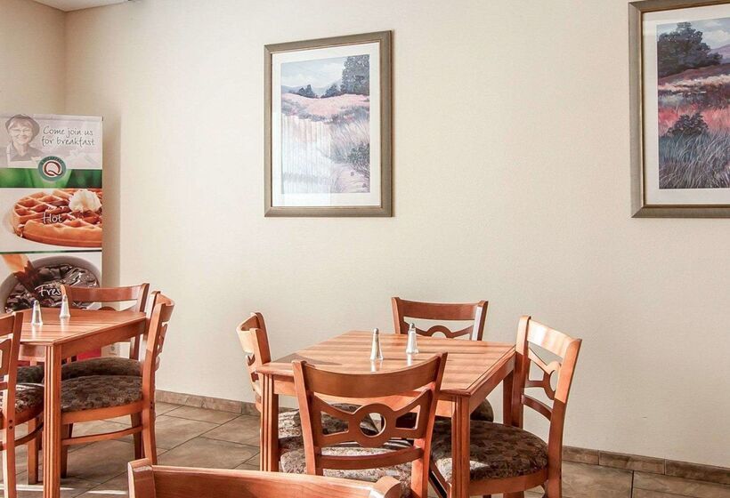 هتل Quality Inn Downtown Convention Center