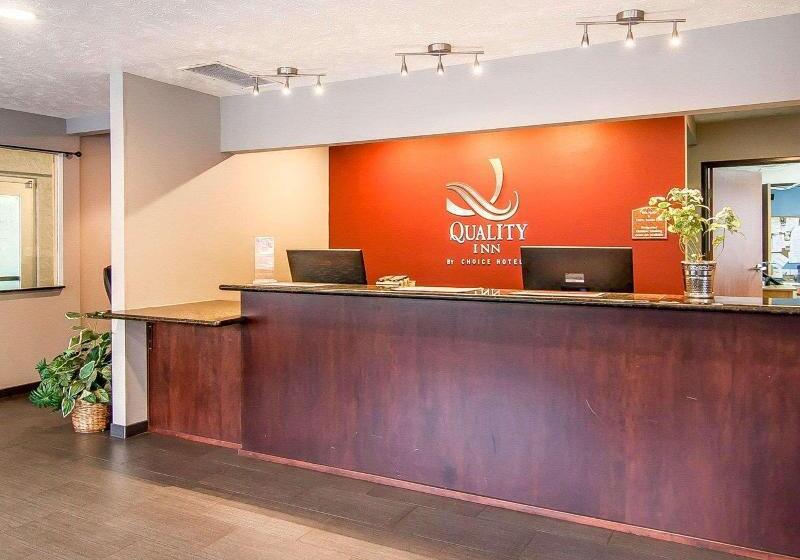 هتل Quality Inn Downtown Convention Center