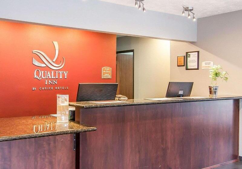 هتل Quality Inn Downtown Convention Center