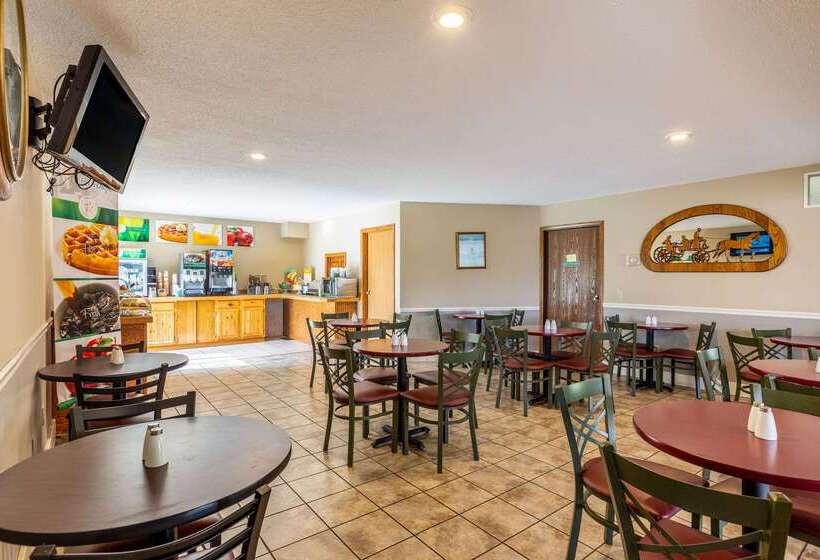 Отель Quality Inn Lakefront