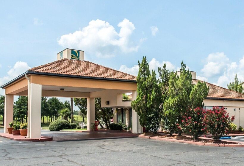 فندق Quality Inn Marianna
