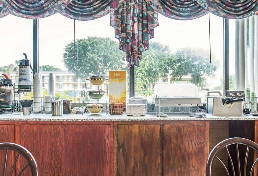 فندق Quality Inn Marianna