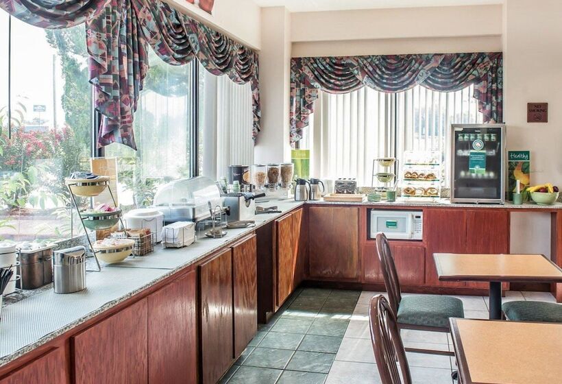 فندق Quality Inn Marianna