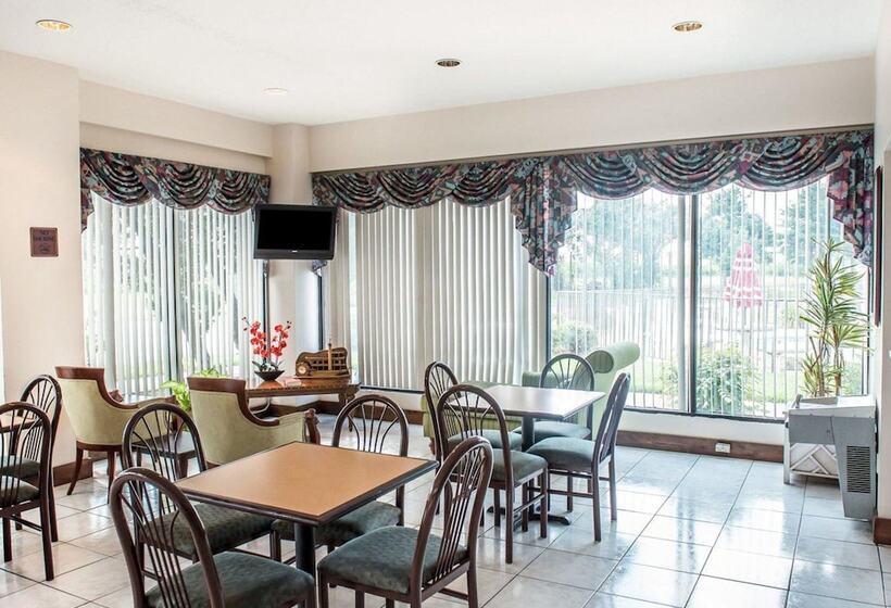 فندق Quality Inn Marianna