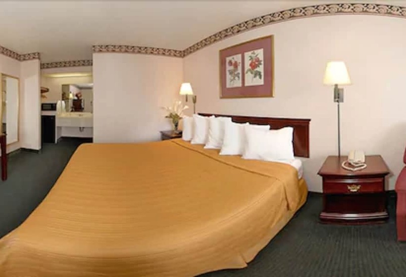 فندق Quality Inn Marianna