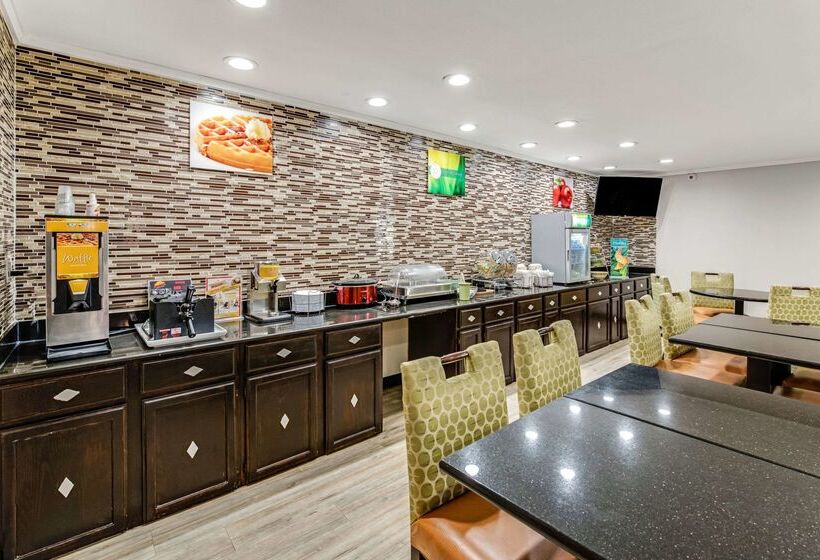 فندق Quality Inn Merriam  Kansas City