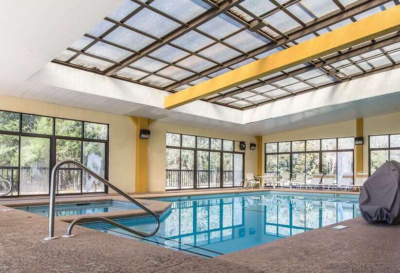 هتل Quality Inn National Fairgrounds Area