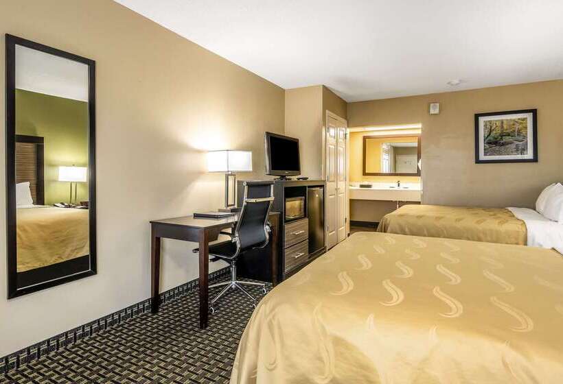 هتل Quality Inn National Fairgrounds Area