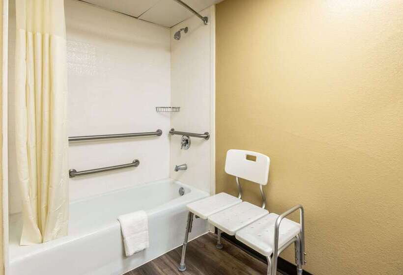 هتل Quality Inn National Fairgrounds Area