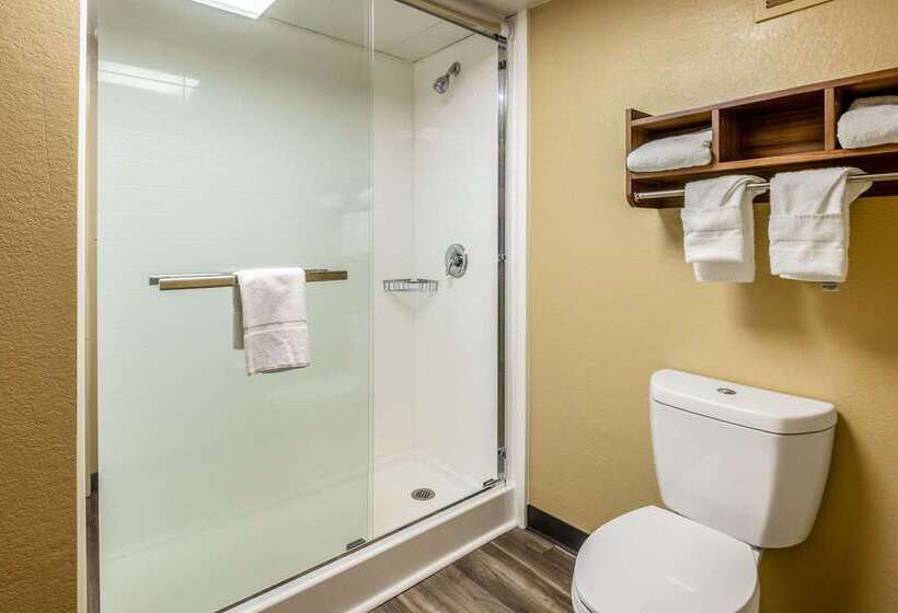 هتل Quality Inn National Fairgrounds Area