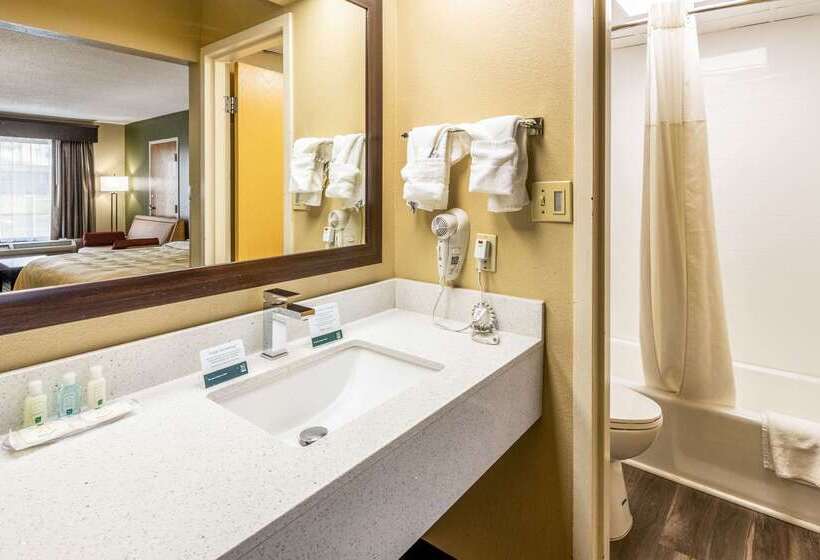 هتل Quality Inn National Fairgrounds Area