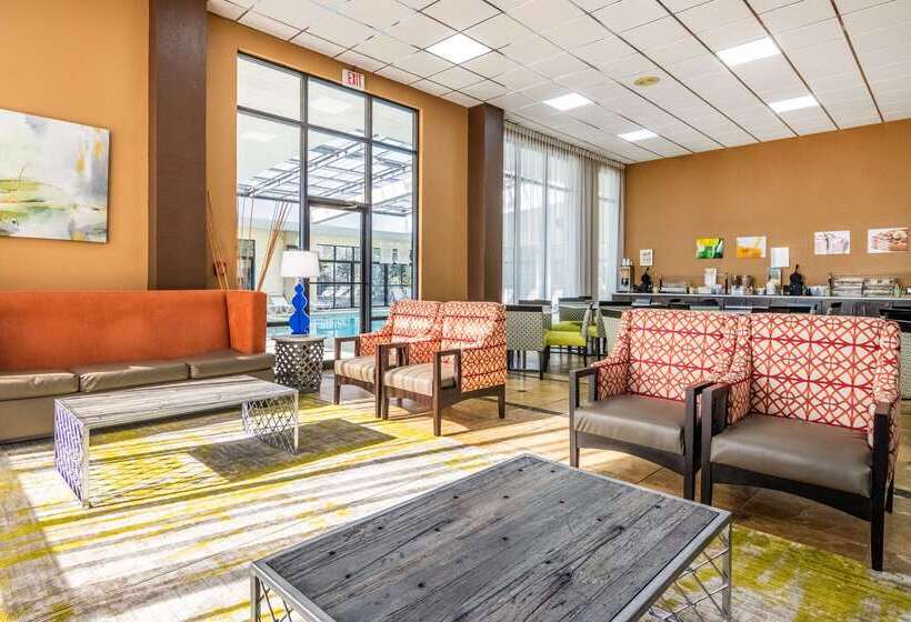 هتل Quality Inn National Fairgrounds Area