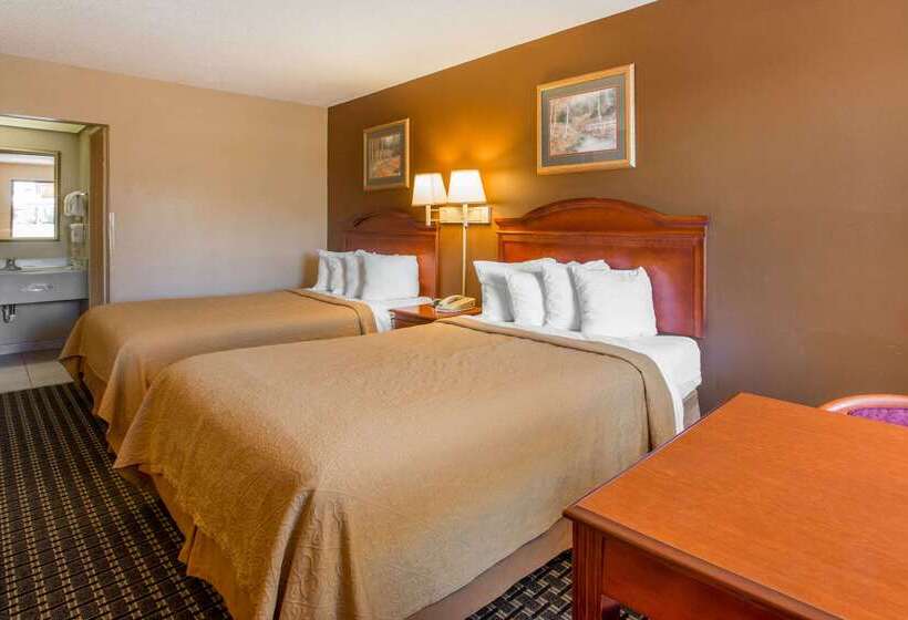 هتل Quality Inn National Fairgrounds Area