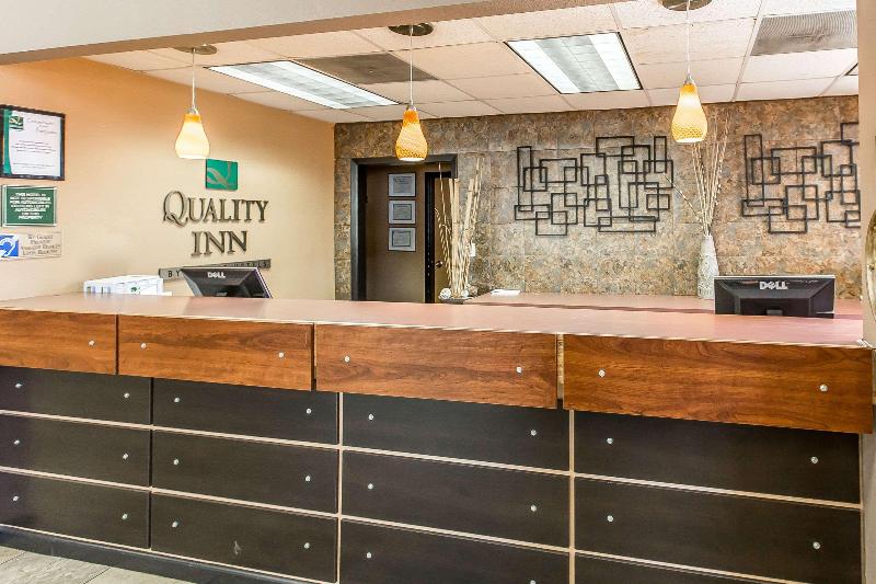 هتل Quality Inn National Fairgrounds Area