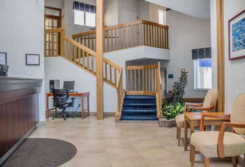 Отель Quality Inn