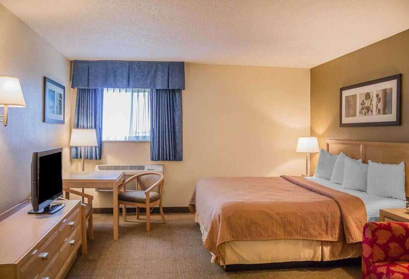Отель Quality Inn