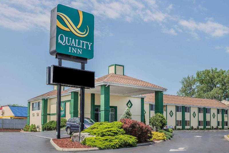 Отель Quality Inn
