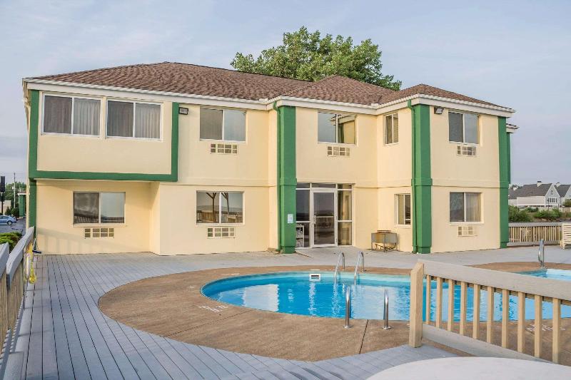 Отель Quality Inn