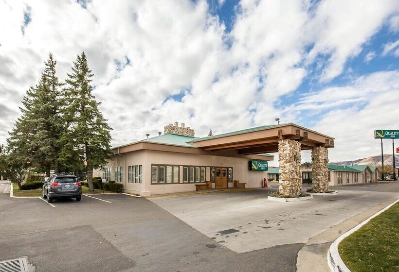 فندق Quality Inn