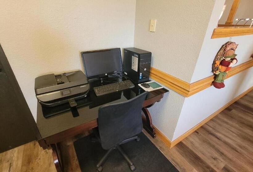 فندق Quality Inn & Suites