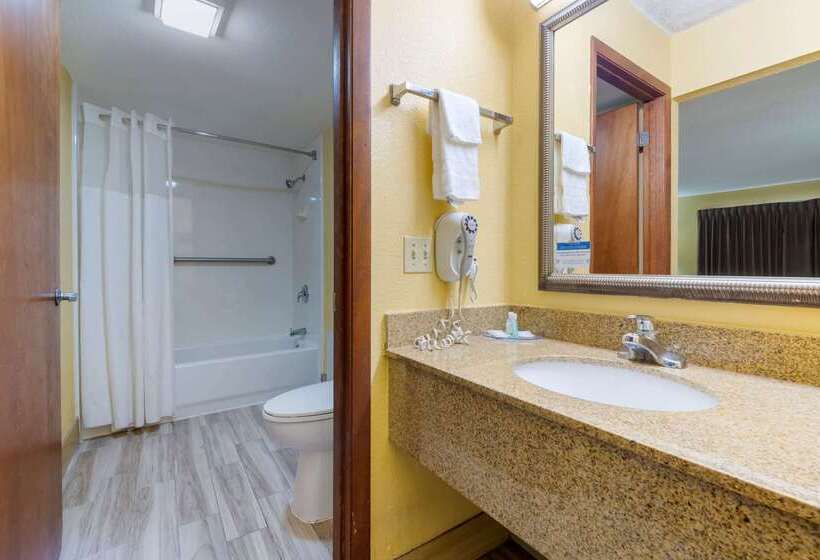 فندق Quality Inn & Suites Mt Dora North