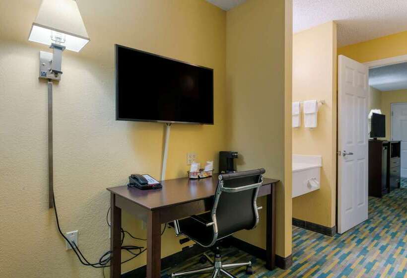 فندق Quality Inn & Suites Mt Dora North