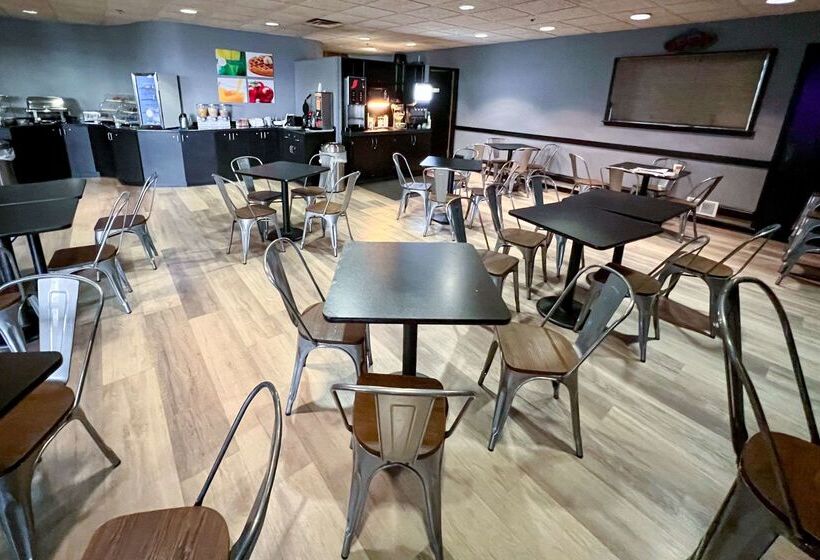 فندق Quality Inn & Suites Orland Park   Chicago