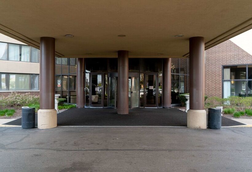 فندق Quality Inn & Suites Orland Park   Chicago